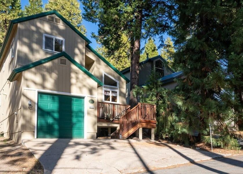 California Shaver Lake Exterior Detail