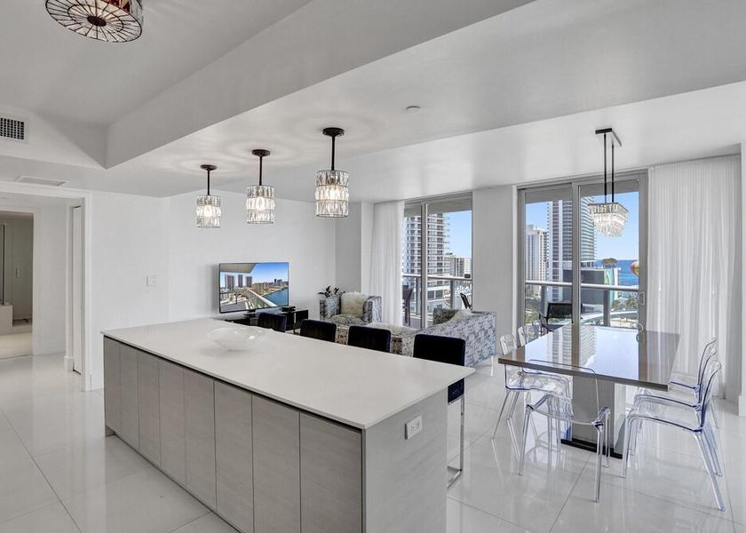 Florida Hallandale Beach Kitchen