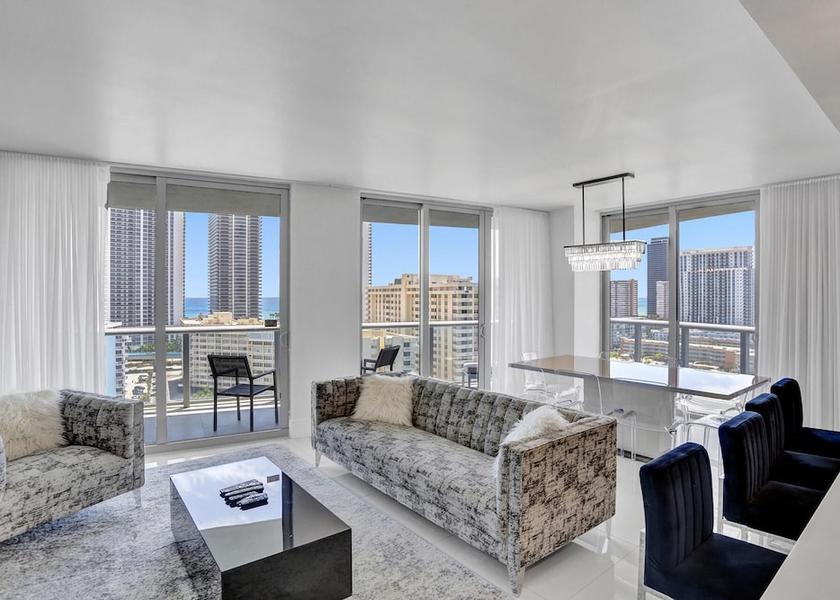 Florida Hallandale Beach Living Area