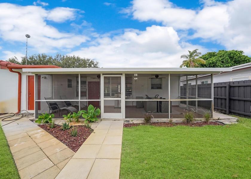 Florida Hollywood Room