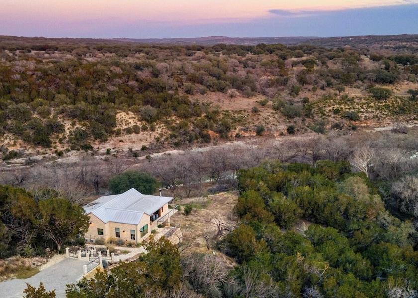 Texas Dripping Springs Interior