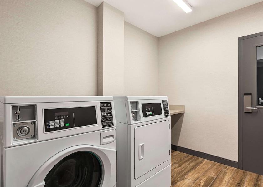 California Oroville Laundry room