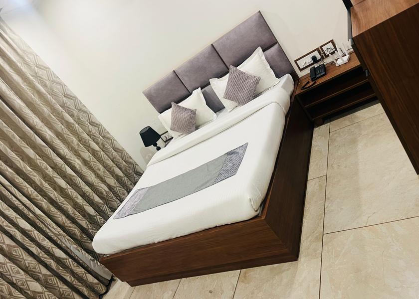 Haryana Chandigarh Deluxe Double Room 