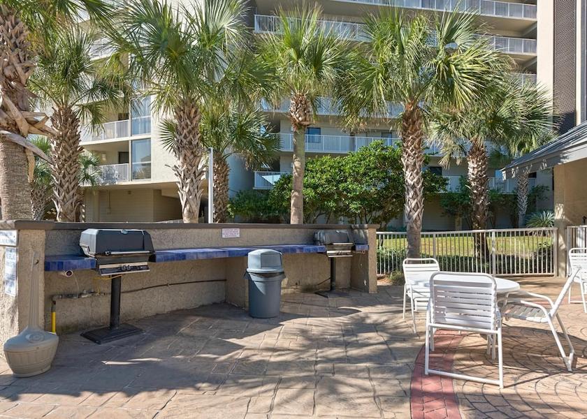 Florida Miramar Beach Outdoor Dining