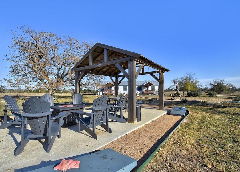 Kansas Harper Property Grounds