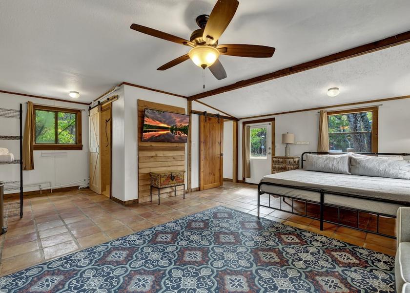 Texas Wimberley Room