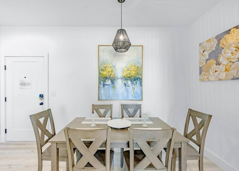 Mississippi Gulfport In-Room Dining