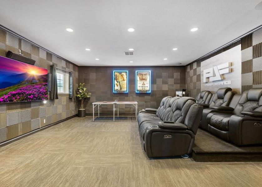 California Woodland Hills Interior Entrance