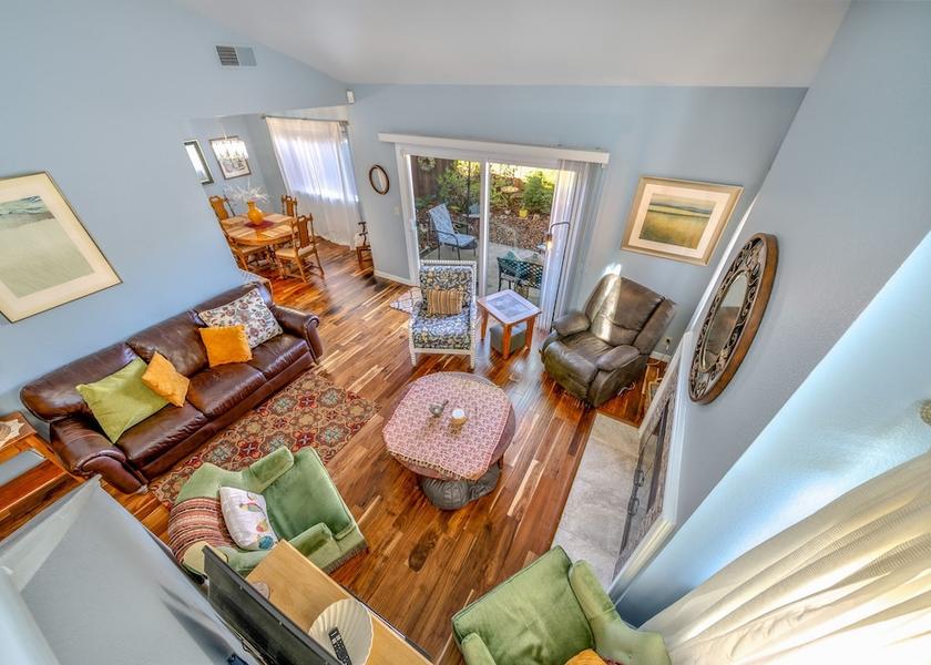 California Marina Living Area