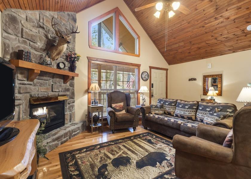 Missouri Branson West Living Area