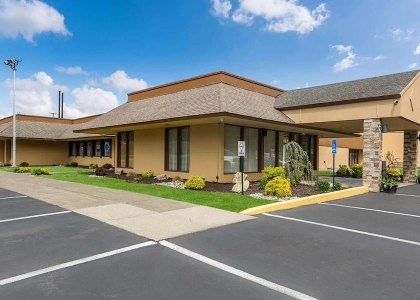 Pennsylvania Delaware Water Gap Facade