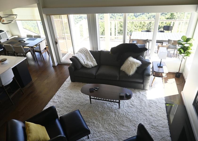 Virginia Nellysford Room