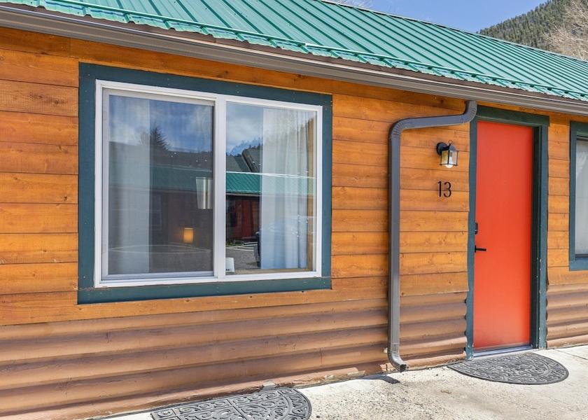 Colorado Idaho Springs Exterior Detail