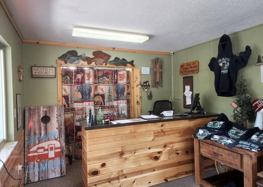 South Dakota Hill City Reception