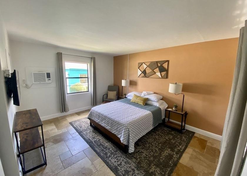 Florida Rockledge Room