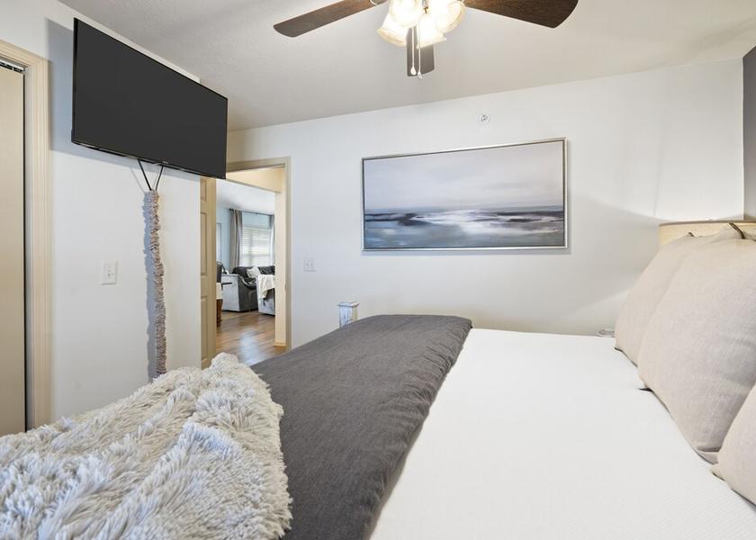 Missouri Branson West Room