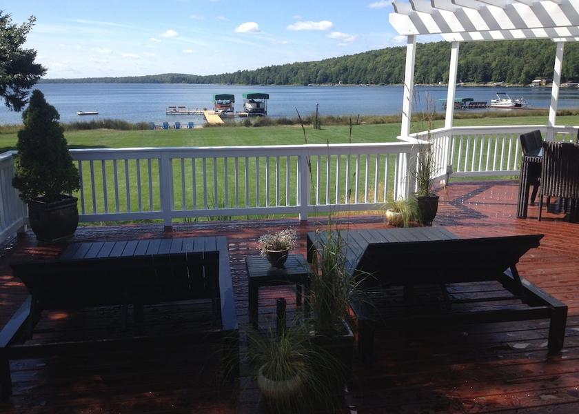 Wisconsin Crandon Exterior Detail