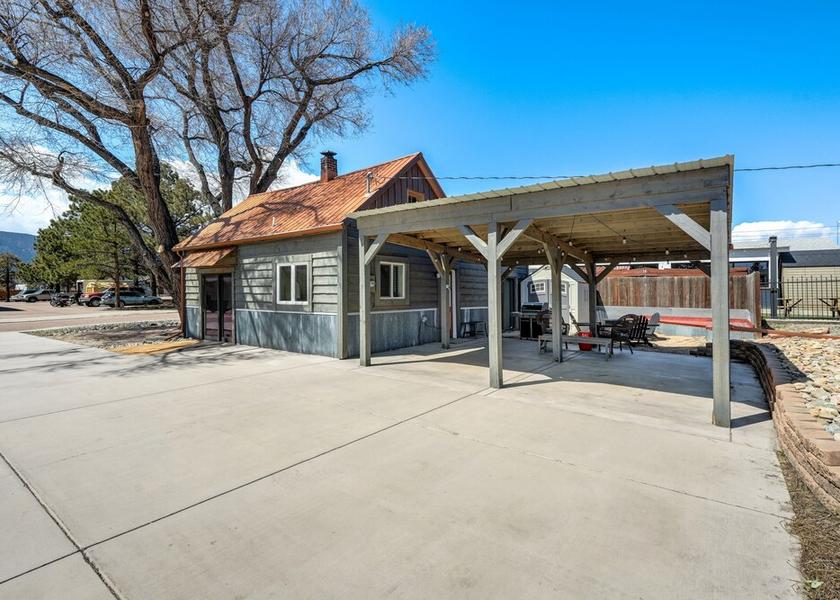 Colorado Monument Exterior Detail