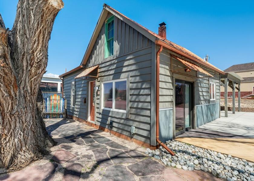 Colorado Monument Exterior Detail