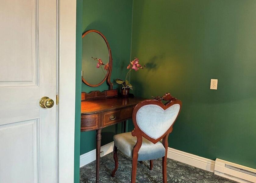 Minnesota Peterson Living Area