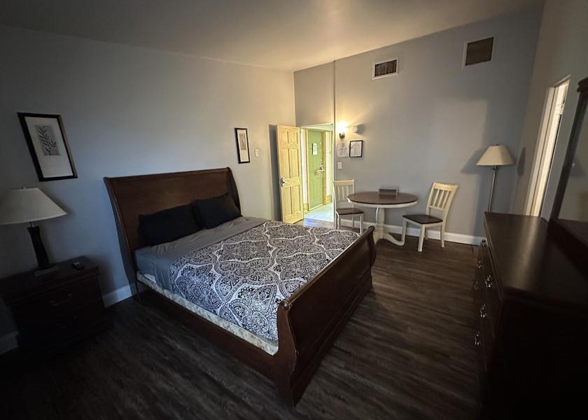 Wisconsin Appleton Room