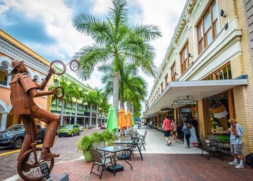 Florida Fort Myers Room