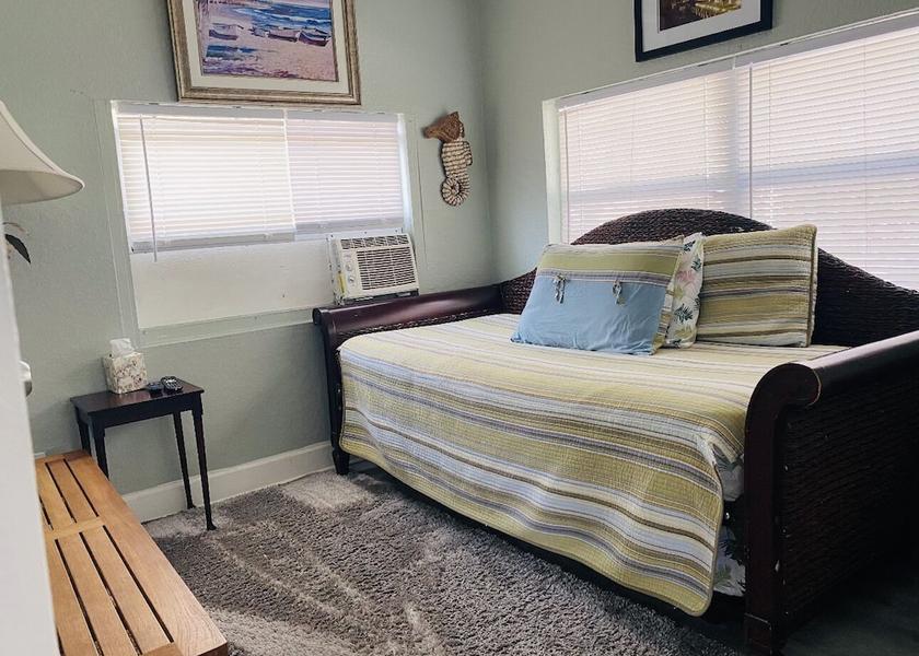 Florida Lake Worth Room