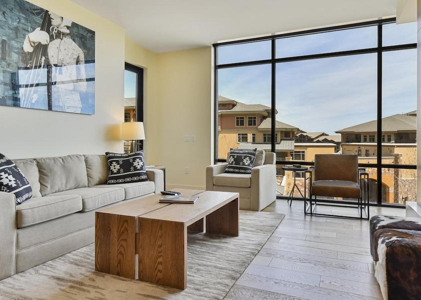 Kentucky Park City Room