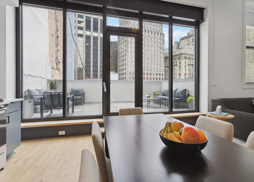 Louisiana New Orleans In-Room Dining