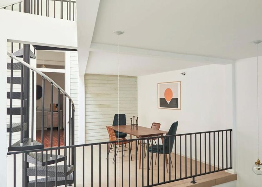 Louisiana New Orleans In-Room Dining