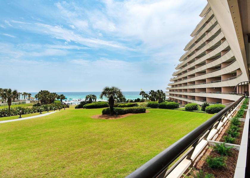 Florida Miramar Beach Property Grounds