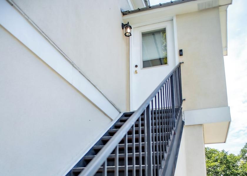 Alabama Mobile Entrance