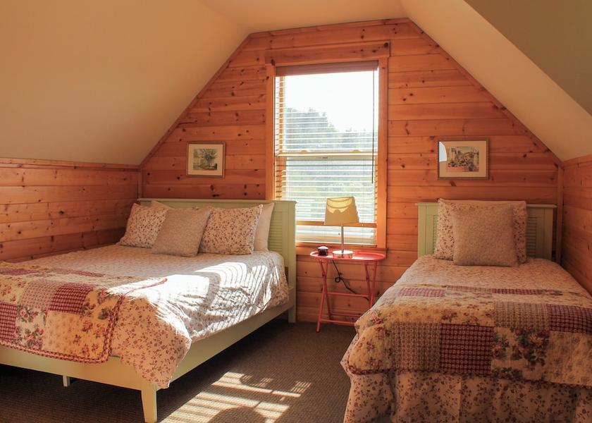 Washington Eastsound Room