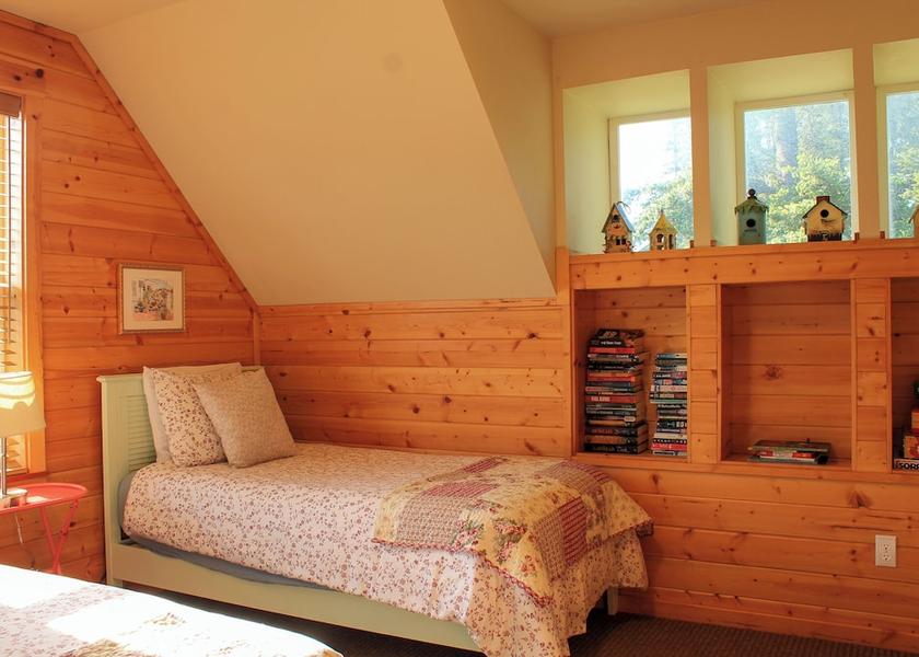 Washington Eastsound Room