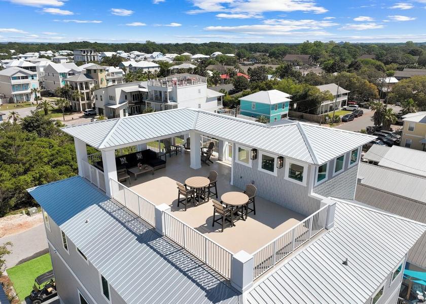 Florida Miramar Beach Outdoor Dining
