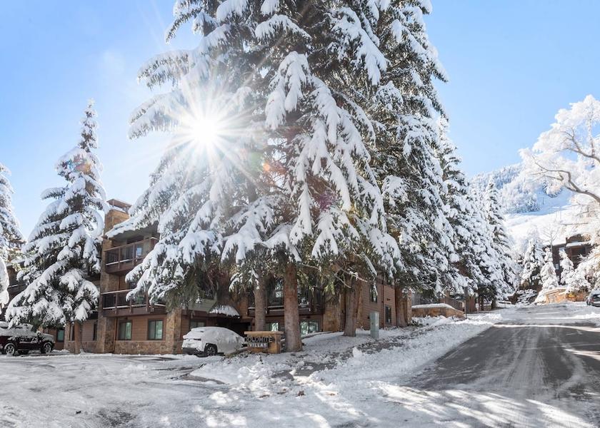 Colorado Aspen Exterior Detail
