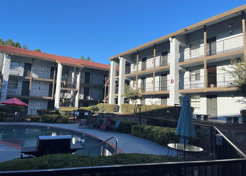 Georgia Peachtree Corners Exterior Detail