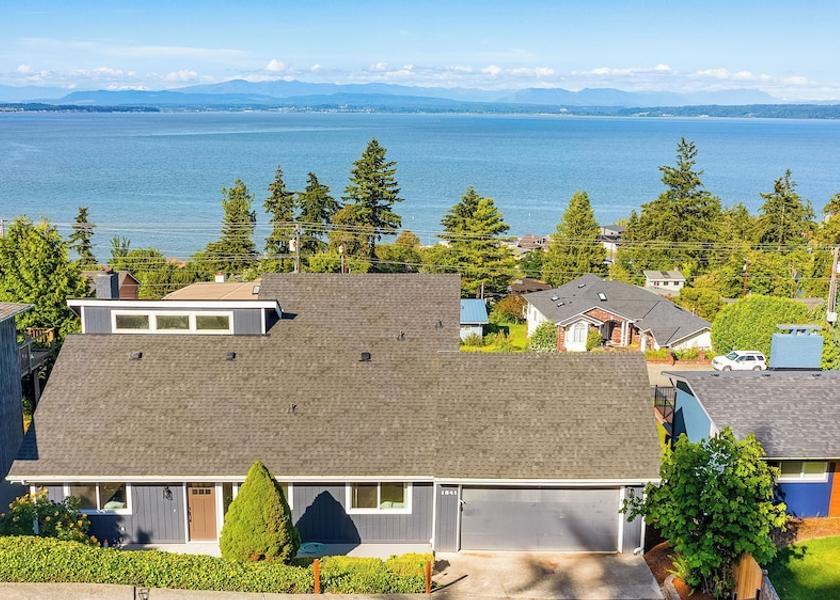 Washington Camano Island Lake View