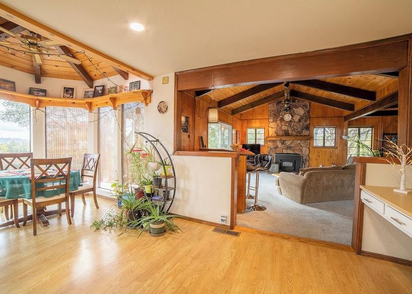 California Sonora Interior Entrance