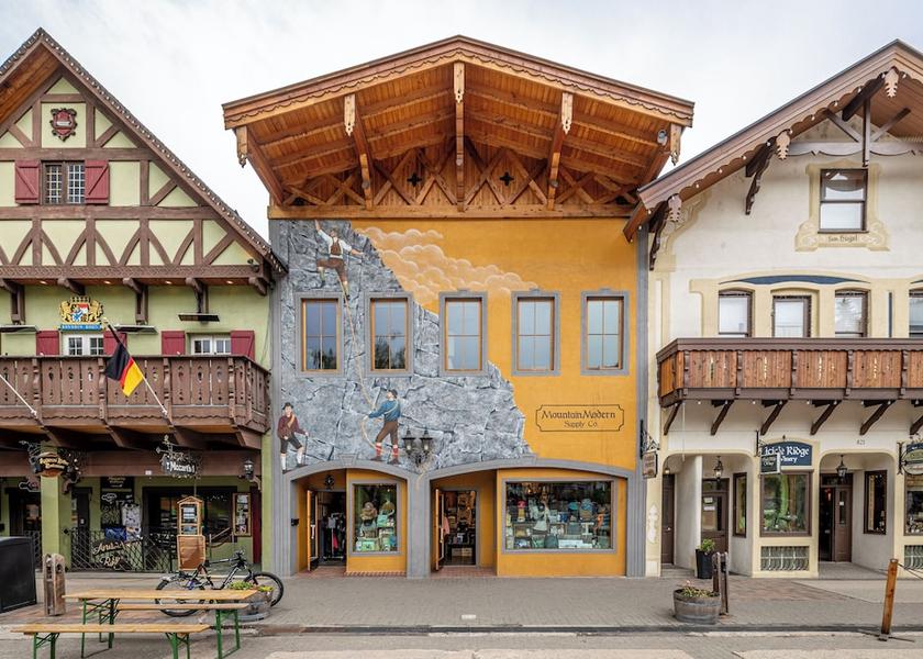 Washington Leavenworth Primary image