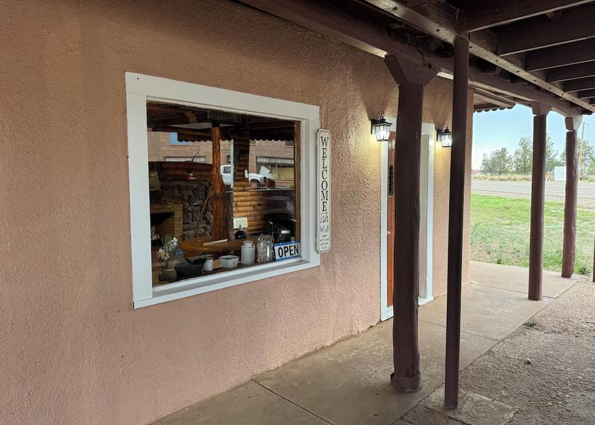 New Mexico Fort Sumner Facade