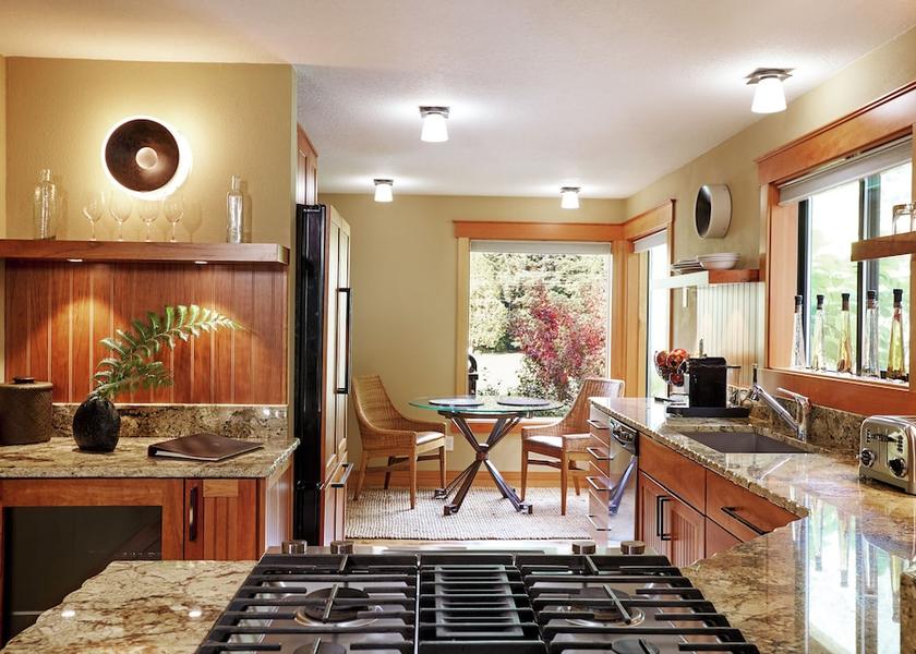 Oregon Gold Beach Kitchen