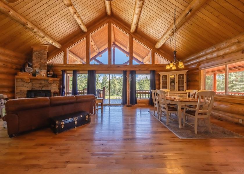 Kansas Rexford Interior Entrance