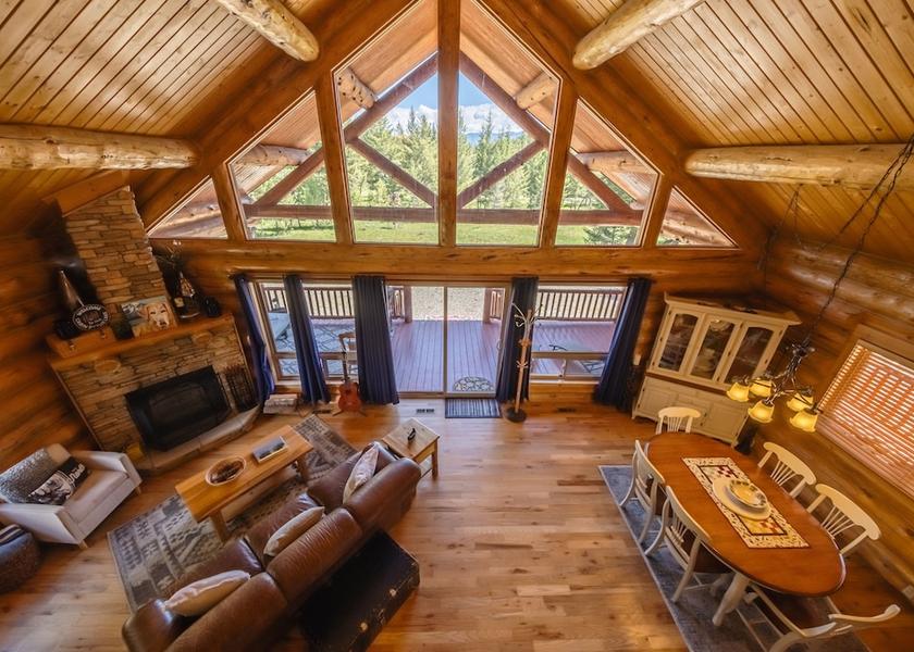 Kansas Rexford Living Area