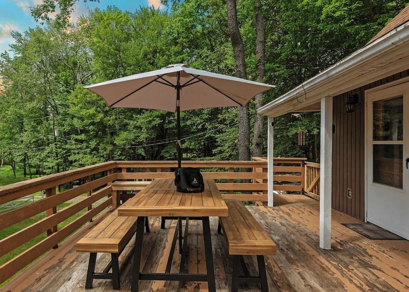 Pennsylvania Pocono Lake Interior Entrance