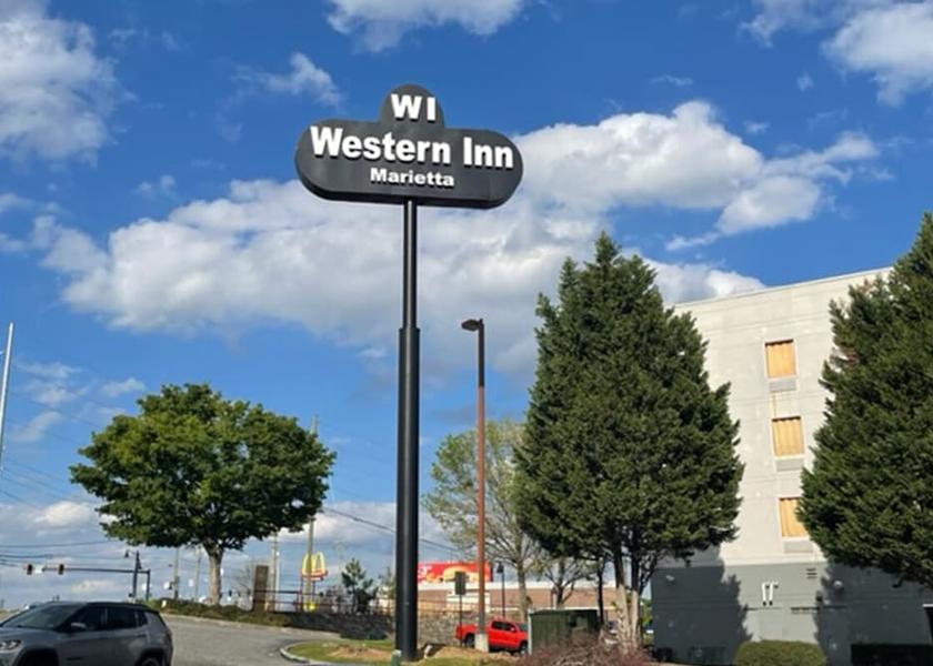 Georgia Marietta Facade