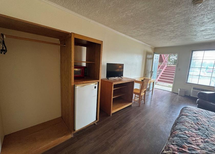 Louisiana Leesville In-Room Dining