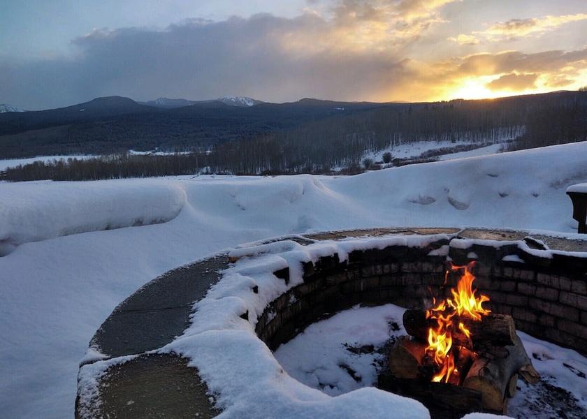 Colorado Paonia Fireplace