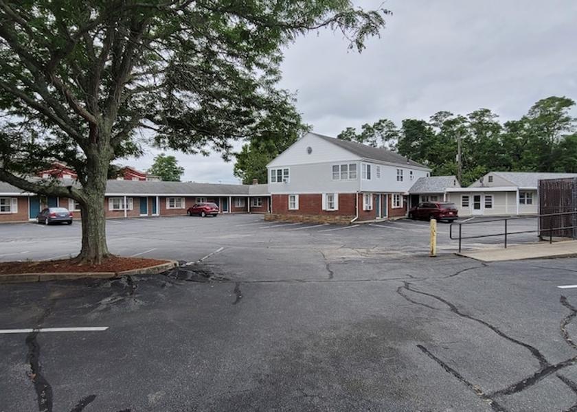 Massachusetts Seekonk Facade