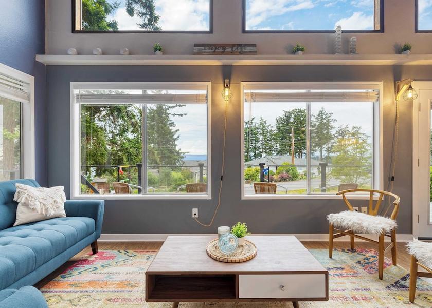 Washington Oak Harbor Interior Entrance